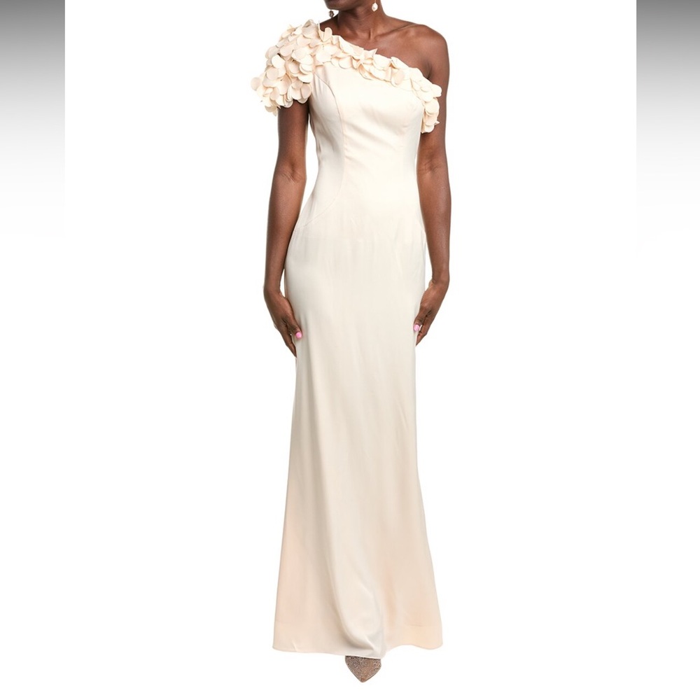 Rene Ruiz Cream One-Shoulder Gown